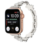 5-petaled Flower Zinc Alloy Chain Watch Band, For Apple Watch SE 2023 44mm, For Apple Watch SE 2023 40mm, For Apple Watch Ultra 2 49mm, For Apple Watch Series 9 45mm, For Apple Watch Series 9 41mm, For Apple Watch Ultra 49mm
