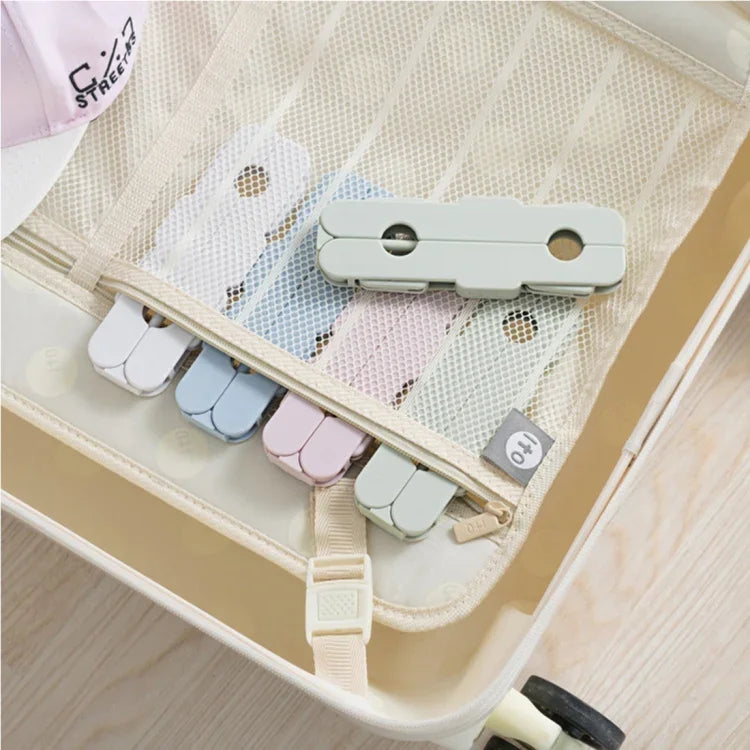 Foldable Clothes Hanger Drying Rack with 4 Hidden Clips for Home / Travel, Random Color Delivery, Foldable Clothes Hanger