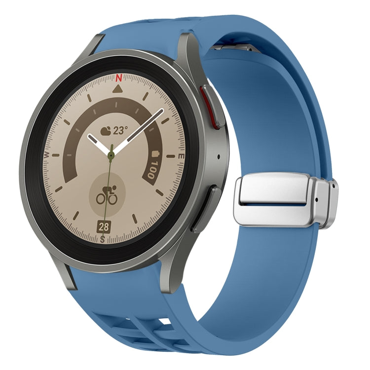 Richard Magnetic Folding Silver Buckle Silicone Watch Band, For Sansung Galaxy Watch 5 Pro 45mm, For Samsung Galaxy Watch 7 40 / 44mm, For Samsung Galaxy Watch 6 Classic 43 / 47mm