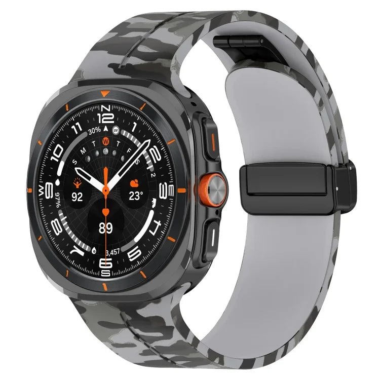 For Samsung Galaxy Watch Ultra 47mm Magnetic Folding Buckle Silicone Watch Band