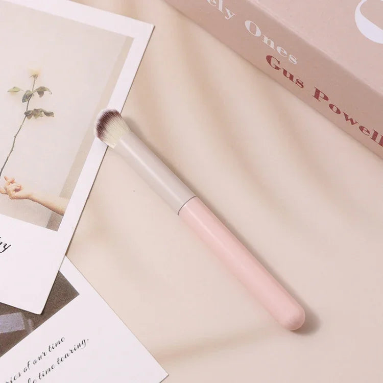 Wet and Dry Dual-use Portable Concealer Brush Multifunctional Beauty Tool, 3pcs /Set, Mushroom Style, Diagonal Style